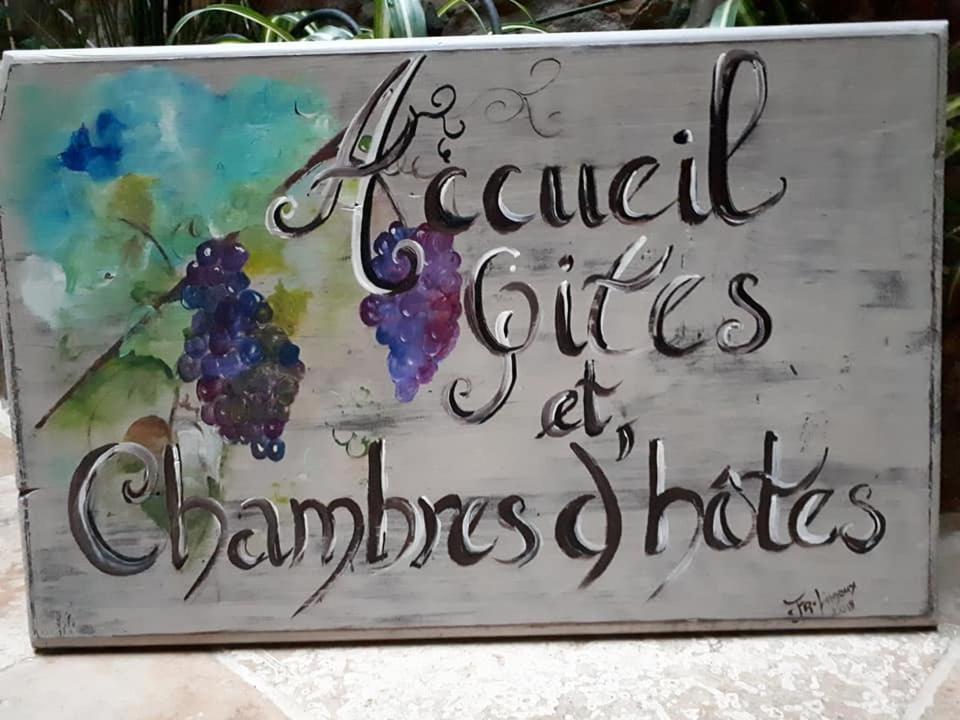 Chambre D'Hote Au Jardin Le Clos Des Vins D'Anges Saint-Pierre-des-Champs Kültér fotó