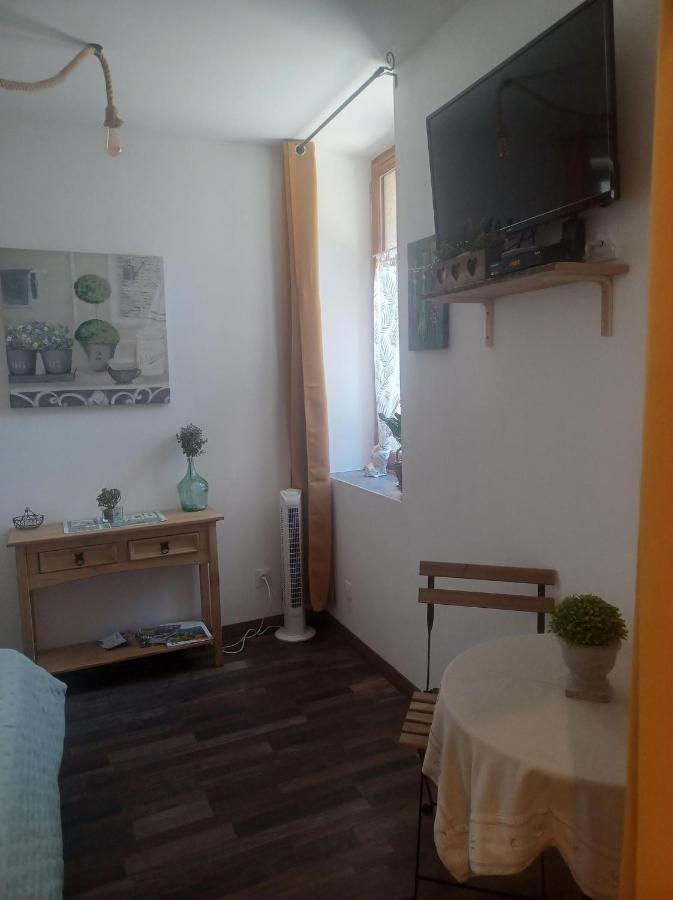 Chambre D'Hote Au Jardin Le Clos Des Vins D'Anges Saint-Pierre-des-Champs Kültér fotó