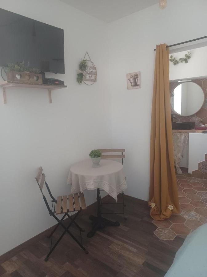 Chambre D'Hote Au Jardin Le Clos Des Vins D'Anges Saint-Pierre-des-Champs Kültér fotó